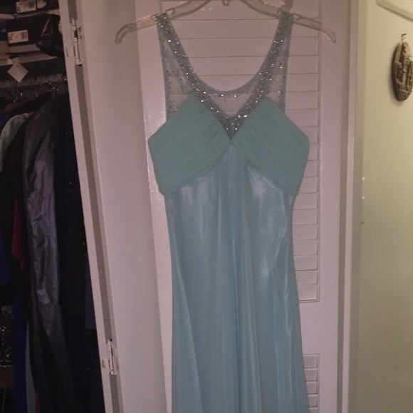 Mint Green Gown - Picture 6 of 6
